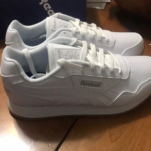Reebok Classic Harmon Run Shoes. Size 8. Brand new